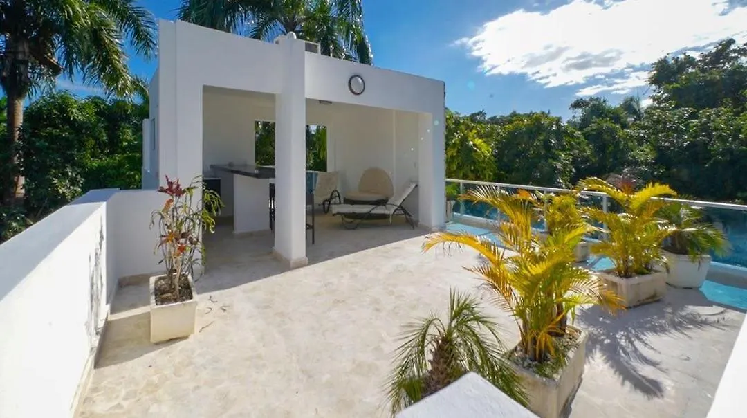 The Gates Apartment Paraiso