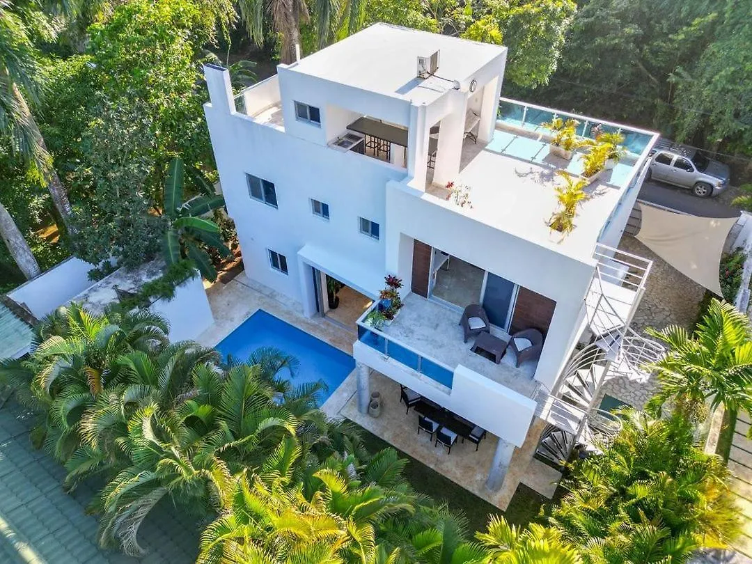 The Gates Apartment Paraiso